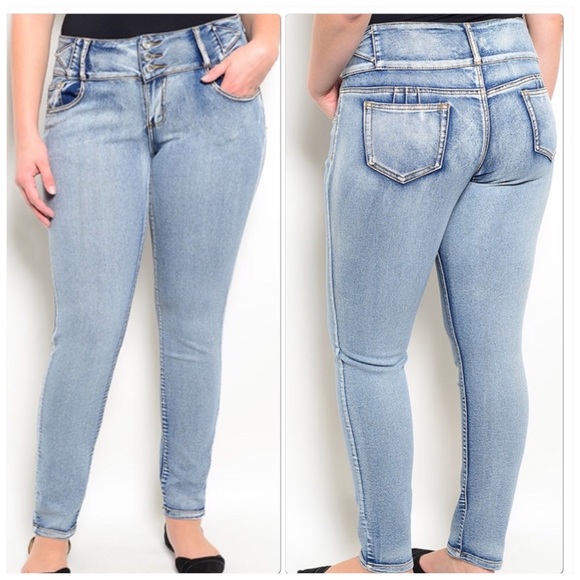 Denim - 4 LEFT Blue Denim Skinny Jeans